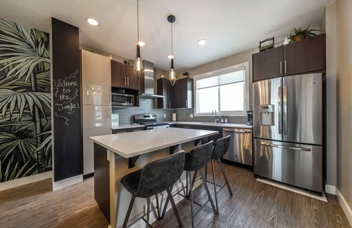 Southeast Edmonton House | Jungle themed house for groups up to 13