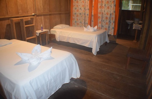 Saquena Cabin | Jungle Wolf Expeditions