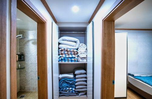 Geoje Hotel | Jungto Palace