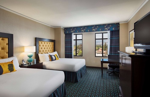 Cupertino Hotel | Juniper Hotel Cupertino, Curio Collection by Hilton