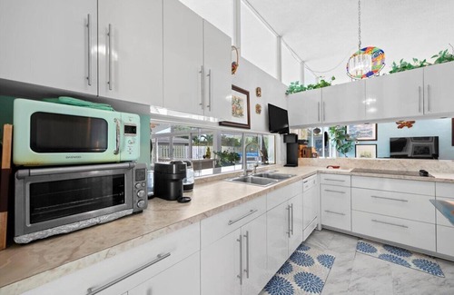Juno Beach House | Juno Beach Coastal Pool Home - 1/4 Mile from the Beachn