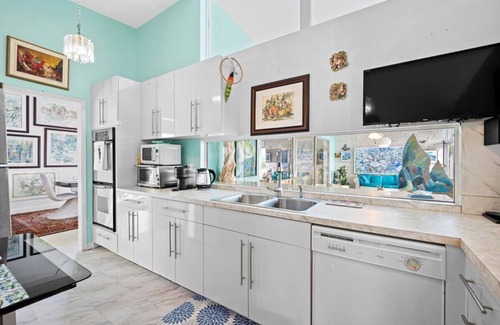 Juno Beach House | Juno Beach Coastal Pool Home - 1/4 Mile from the Beachn