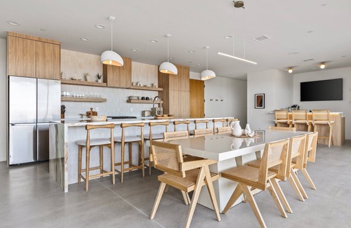 Joshua Tree House | Jupiter House by Fieldtrip | Modern w Infinity Pool, Pickleball