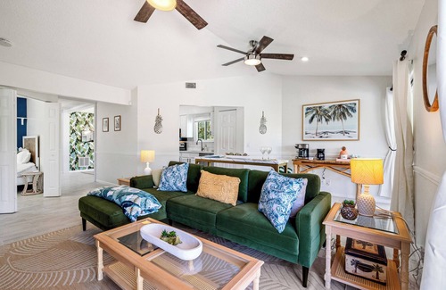 Jupiter Landing House | Jupiter Palm Oasis! Lakefront Pool Home w/Game Room, BBQ, Beach Chairs, Coffee!