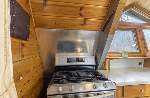 Abbott Loop Ski Chalet | Jupiter Peaks Hideaway