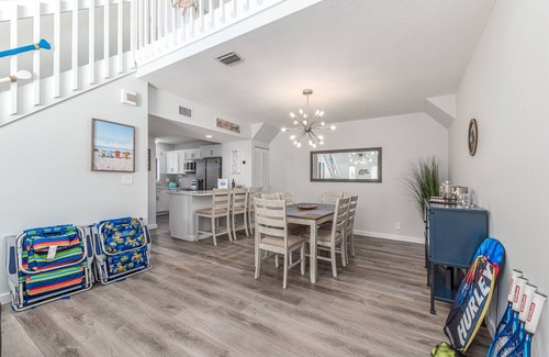 Bella Vista Condo | JupRent's -Paradise on the Park - 3bed/3bath - Prime Location near Everything!