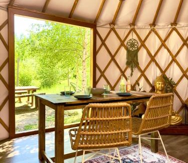 Radzymin House | Jurta nad Zegrzem z prywatnym jacuzzi