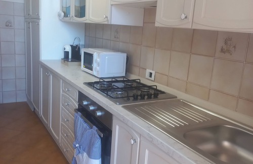 Venturina Apartment | Just 5 minutes from the Etruscan Baths and 10 minutes from the Gulf of Baratti.