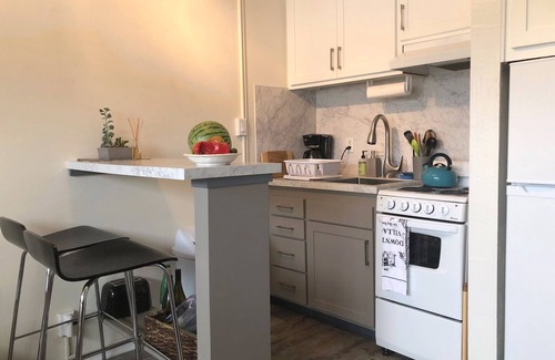 Carpinteria Condo | Just a few steps from Carpinteria State Beach. Bright, clean and cozy.