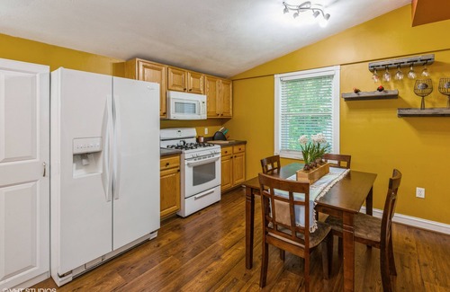 Michigan City House | Just as the title says: Comfy Cozy. Very cute house in a quiet residential neighborhood.