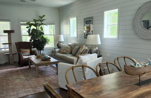Athens Bed & Breakfast | Just One Mile to Campus and Downtown Athens - Contemporary BR & private BA