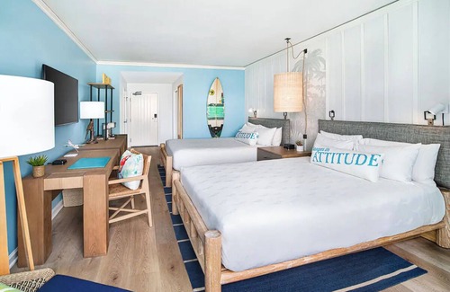 East Village Hotel | Just What You Were Looking For! 4 Spacious Units, Pool Access & Parking On-site!