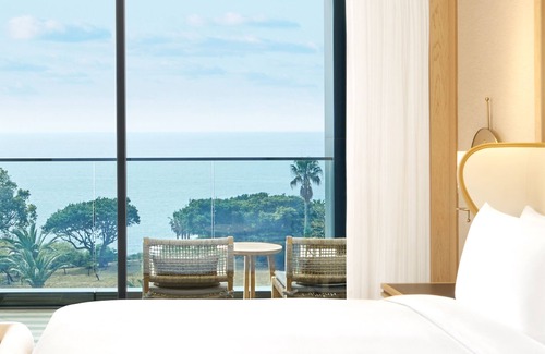 Seogwipo City Hotel | JW Marriott Jeju Resort & SPA