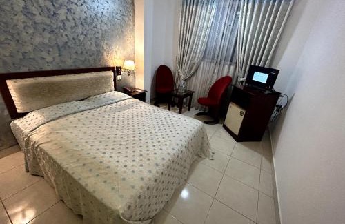 Minuwangoda Hotel | K And K Country Resort