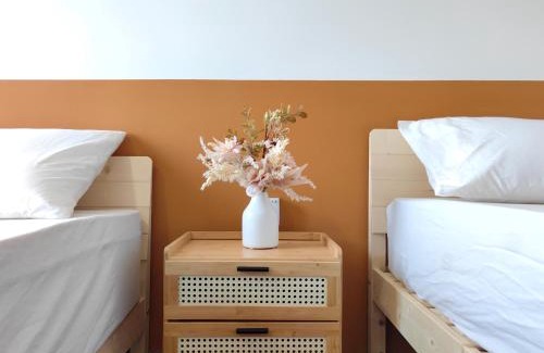 Penampang Apartment | K Avenue Modern Style Studio (5 Mins to Airport)