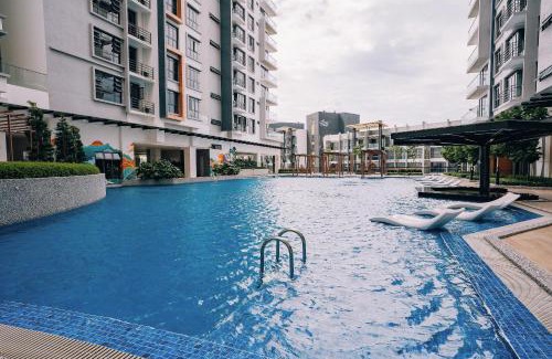 Penampang Apartment | K AVENUE TOWER B by The Pillow House, 5 Minutes to KKIA Airport