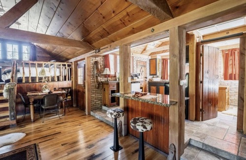 Wrightwood Cabin | K- MR · Hot Tub, Fireplace, Wifi, Moonlight Retreat