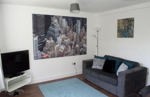 Hinckley Apartment | K Suites - Station Road