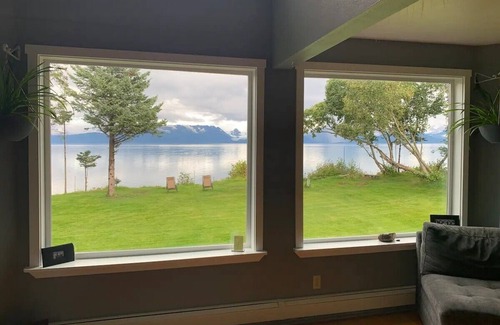 Homer House | Kachemak Sunrise Ocean House