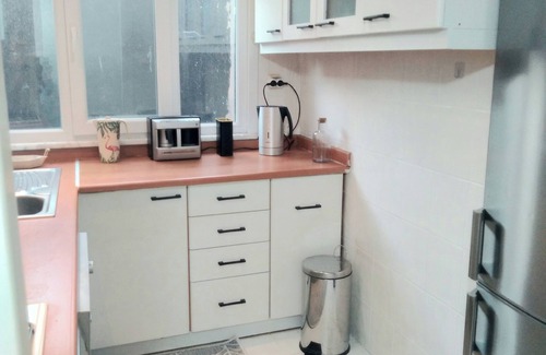Rasimpasa Apartment | Kadıköy (Boğa) Geniş ve Ferah Daire