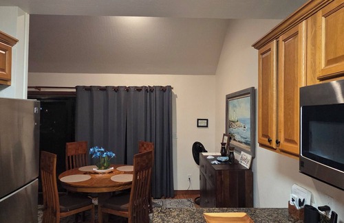 Lihue Condo | Kaha Lani #304: Coconut Coast Pacific Sunrise View 1BR/1½B Top Level View