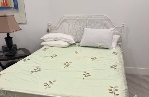 West Porpoise Bay Bed & Breakfast | Kaka Coast By The Sea 3, Private room , private bathroom