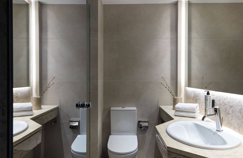 Isthmia Hotel | Kalamaki Beach Resort