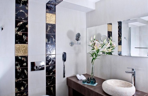 Kalavrita Hotel | Kalavrita Canyon Hotel & Spa