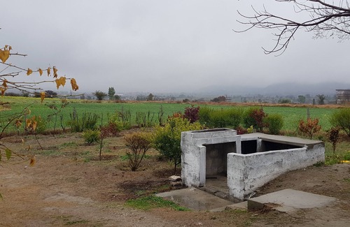 Punjab Other | Kallar kahar Country Club Farm house. Lake view from comfort of your house. 3km.