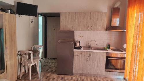 Flogita Apartment | KALLIÁNI HOUSE vila kiki