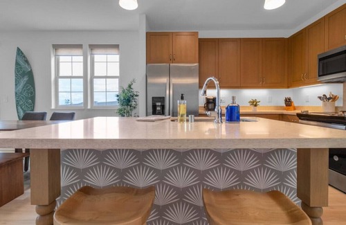 Makaha Valley House | Kalo Homes ~ Sunset Retreat