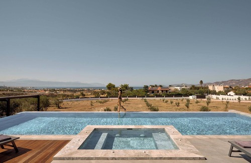 Loutraki Villa | Kalonía Villa, a Quintessential Retreat