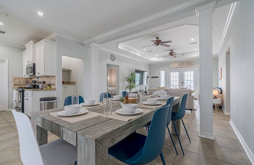 Crystal Beach Villa | Kame House | Hot Tub w/Ocean Views, Beachfront