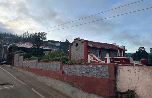 Ooty Ski Chalet | Kanjira house