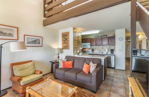 Wailua Condo | Kapaa Shore Resort A308, Oceanfront, Moon Rise and Sunrise views, 3rd floor