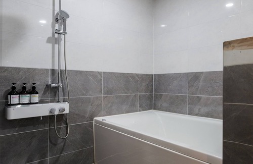 Busanjin Hotel | Karat Hotel