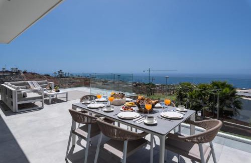 Guia de Isora Villa | KARAT Villa Zambrano - INCLUDES GOLF CART