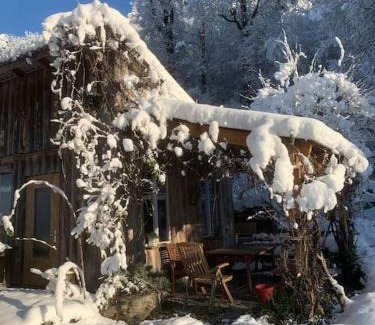 Kradolf-Schonenberg Apartment | Karibik Suite am Wald und Bach