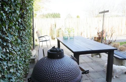 Tuitjenhorn House | Karibu