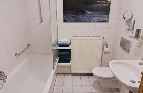 Brandenburg an der Havel Apartment | KARINO helles Apartment über den Havel-Gärten auf der Dominsel