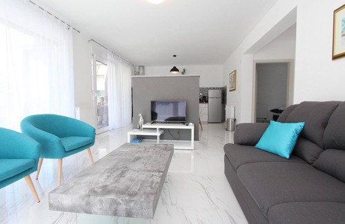 Rovinj Villa | KARLO 2 Holiday Home with Pool (sa bazenom)