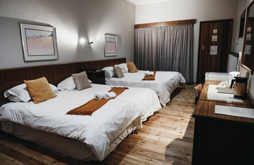Middelburg House | Karoo Country Inn Hotel