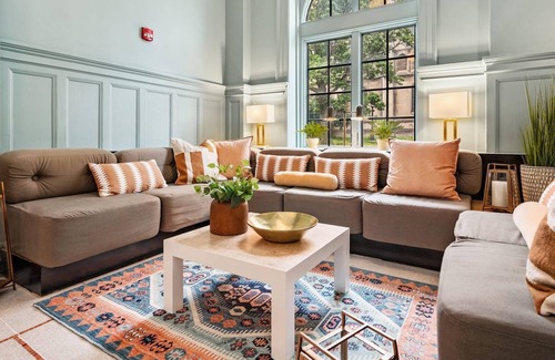 East Liberty Apartment | Kasa | Atrium Studio, East Liberty | The Maverick