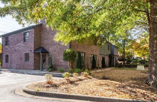 Dilworth Hotel | Kasa Edison House South End Dilworth Charlotte