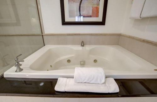 Levent Apartment | Kasr-ı Amara Royal Bosphorus by İSTGRP