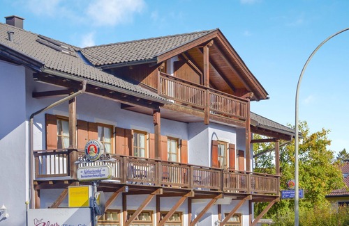 Garmisch-Partenkirchen Apartment | Katharinenhof Holiday Apartment "Hausberg" with Balcony, Mountain View & Wi-Fi