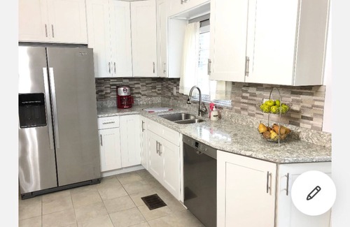 Lakeland House | Kathleen’s Lakeland Ranch