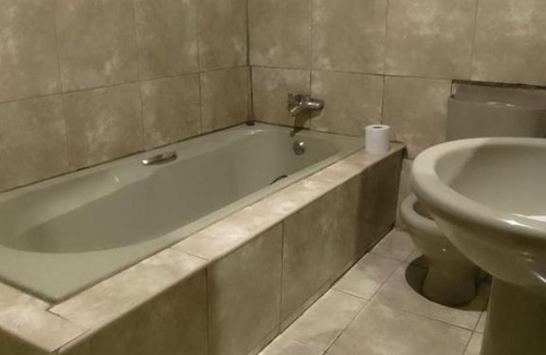 Katlehong House | Kathorus Short Term Rentals