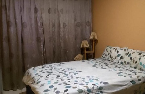 Katlehong House | Kathorus Short Term Rentals
