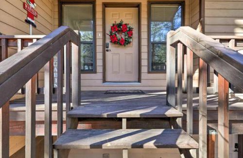 Flagstaff House | Kathys Cabin, King Bed, Hot Tub, Near-NAU & Downtown attractions, Perfect Year-Round Mountain Getaway